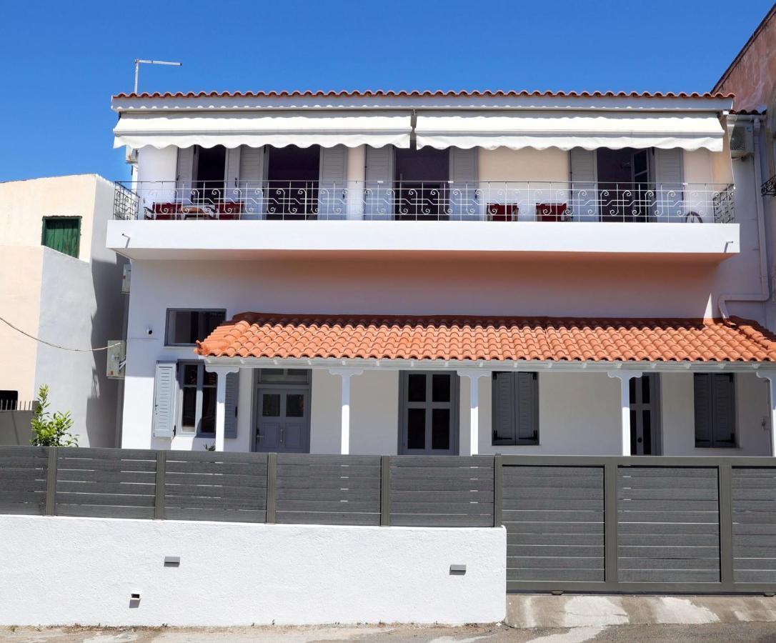 Axs First Floor Apartment Aegina Town 외부 사진