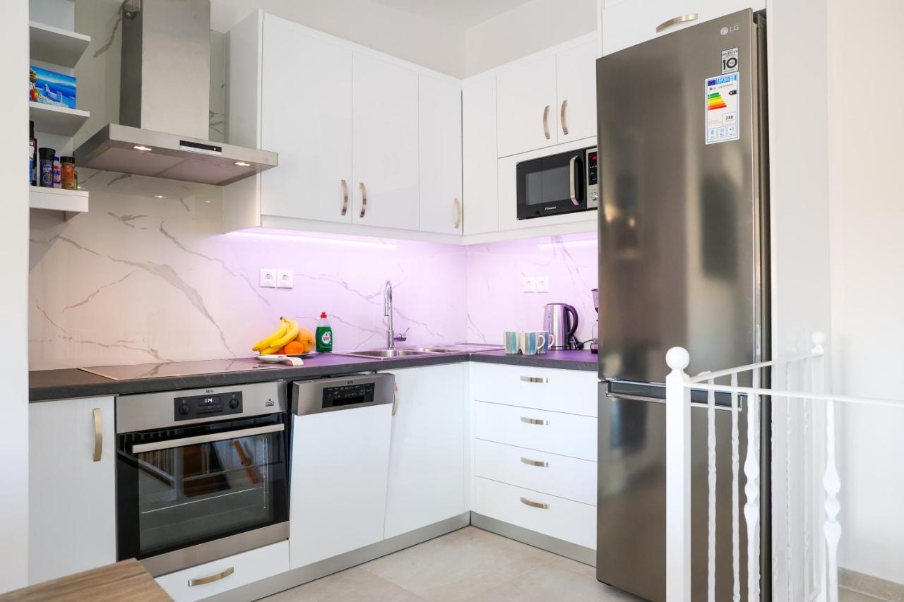 Axs First Floor Apartment Aegina Town 외부 사진