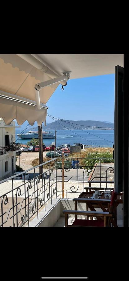 Axs First Floor Apartment Aegina Town 외부 사진