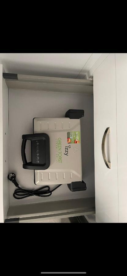 Axs First Floor Apartment Aegina Town 외부 사진
