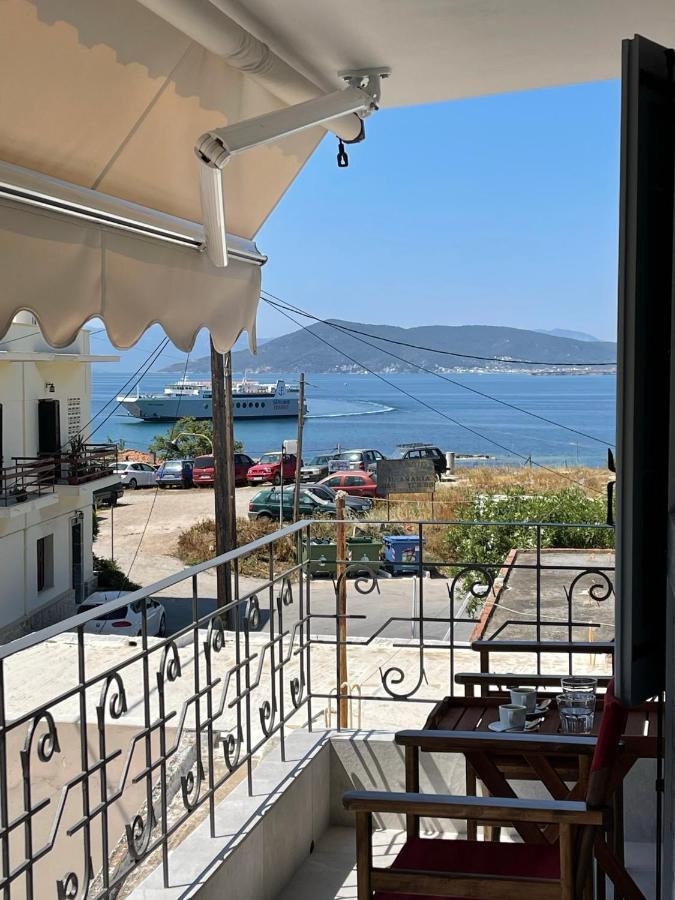 Axs First Floor Apartment Aegina Town 외부 사진